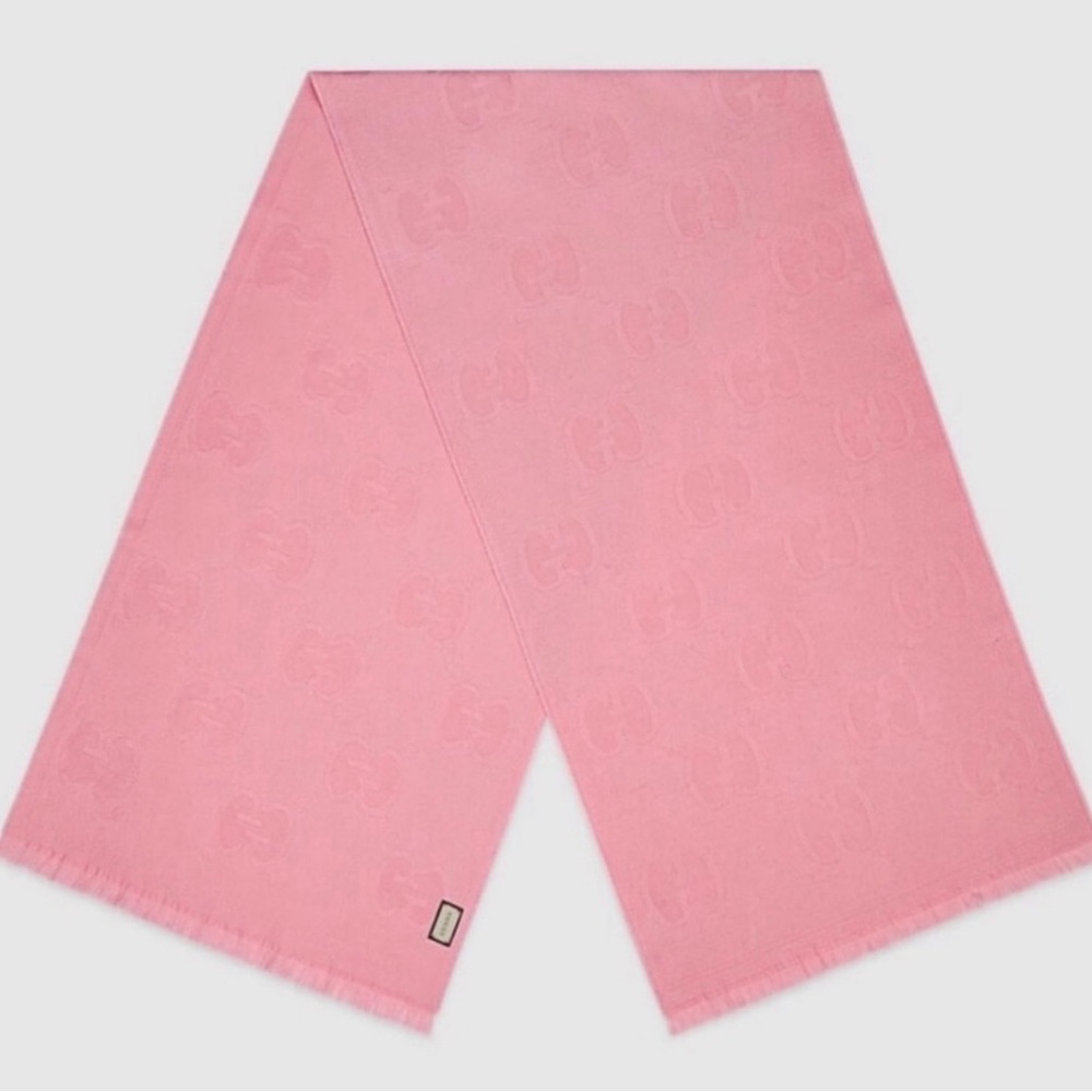 Gucci Pink Wool Scarf